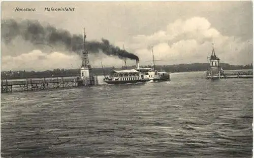 Konstanz Hafeneinfahrt -555426