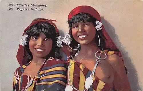 AK Filletes bédouines, arabische nackte Frau mit Kopftuch -793012