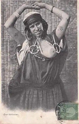 Postkarte 1910er Jahre arabische tätowierte Frau -792990