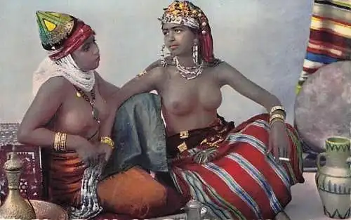 Halbnackte Araberinnen aus Algerien -792986