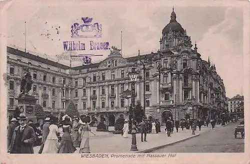 Wiesbaden mit dem Hotel Nassauer Hof und dem Kaiser-Friedrich-Denkmal. -793096