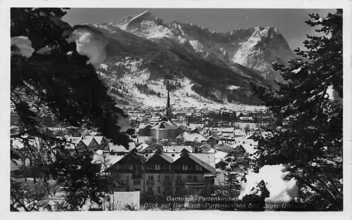 Garmisch Partenkirchen Winterpanorama mit Zugspitzgruppe Wettersteingebirge Kat. Garmisch Partenkirchen