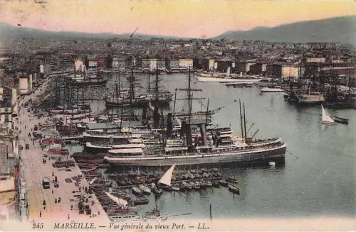 MARSEILLE - Vue générale du vieux Port -794888