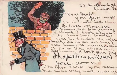 Ein anderer Mann, der sich hinter einer Ziegelmauer versteckt -794982