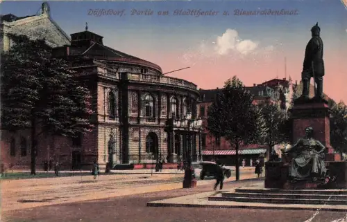 Duesseldorf Stadttheater Bismarckdenkmal Feldpost Kat. Duesseldorf -795580