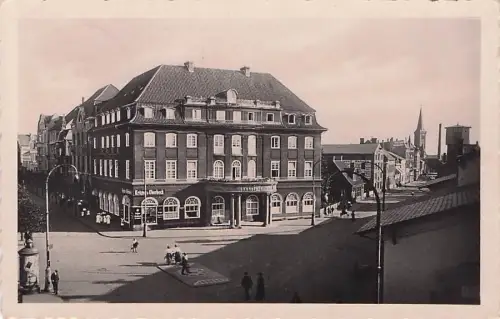 Ansichtskarte Neumünster, Bahnhofshotel, Kuhberg, Bahnhofstrasse -796426