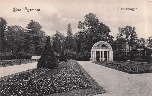 Bad Pyrmont, Partie im Kurpark ngl G3373 -796600