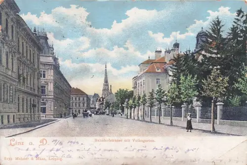 Linz an der Donau Oberösterreich, Bahnhofstraße mit Volksgarten -796950