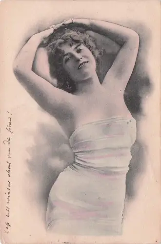 Die Inszenierung der Frau -798340