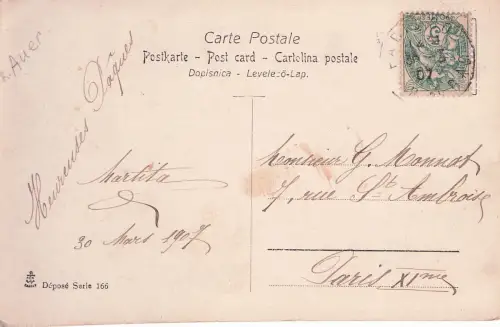 Jugendstils zeigt zwei Frauen in klassisch anmutender Kleidung auf einer Steintreppe -798182