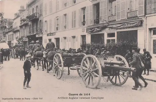 Guerre de 1914 Artillerie Anglaise traversant Compiègne -798816
