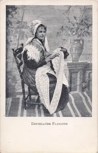 Ak Dentelliere flamande, Portrait, flämische Tracht, Klöppeln -799956