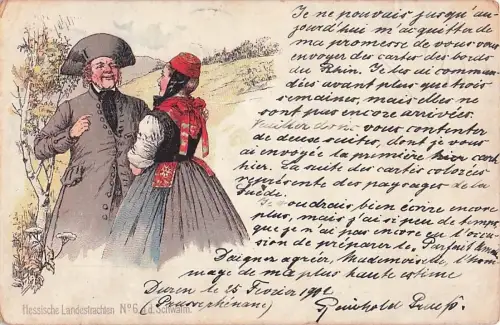 Paares in traditioneller Schwälmer Tracht -799982