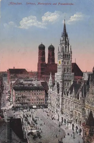 München. Rathaus, Marienplatz und Frauenkirche. -800218