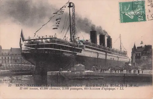 SAINT-NAZAIRE. Le Transatlantique Paris" dans le Sas, long. 235mm -800800