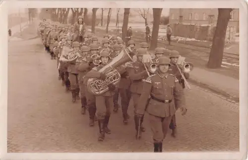 deutsche Militärkapelle -800900
