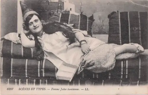 Scènes et Types. – Femme Juive tunisienne -800986