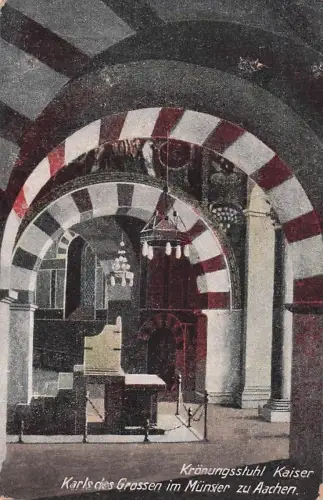 Krönungsstuhl Kaiser Karls des Grossen im Münster zu Aachen. -801352