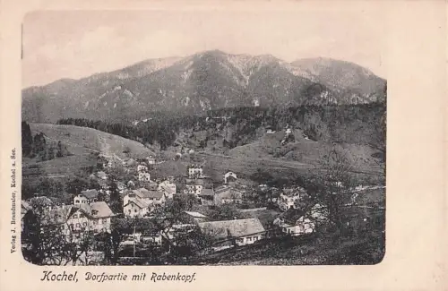 Kochel, Dorfpartie mit Rabenkopf. -802340