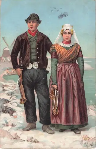 Ansichtskarte Paar in niederländischer Tracht bereit zum Schlittschuhlaufen -802386