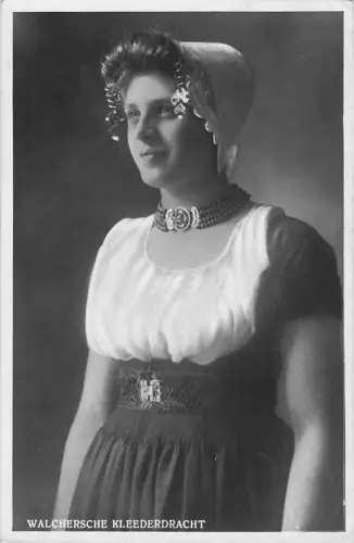 AK / Ansichtskarte Trachten_Holland Zeeland Walcheren Trachten_Holland -802390