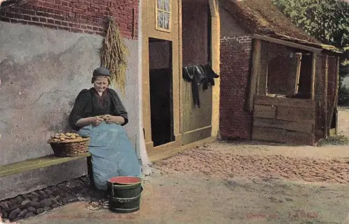 Ak Laren Nordholland Niederlande, Bäuerin beim Kartoffeln schälen -802578