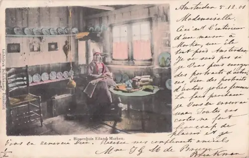 Ak Marken Nordholland, Scène d'intérieur, Frau in Volkstracht -802708