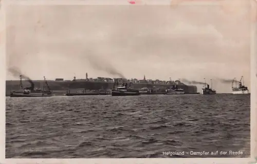 Helgoland Dampfer auf der Reede -803230