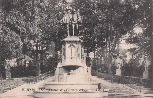 BRUXELLES Statue des Comtes d'Egmont et de Hornes -803672