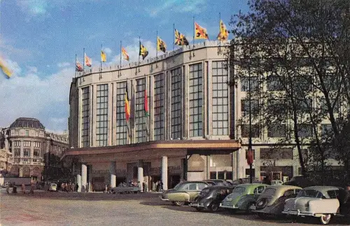 Brüssel. Noord Zuidverbinding Centraal Station. Le Berrurier -803702