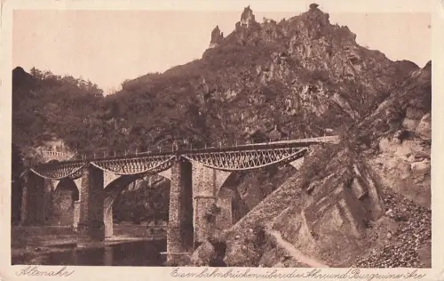 Altenahr Eisenbahnbrücke Über die Ahr und Burgruine Are -803938