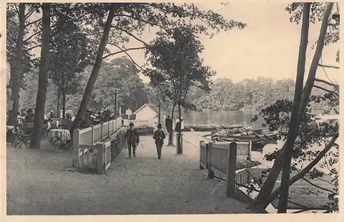 BAD NAUHEIM Partie am Teich -803984