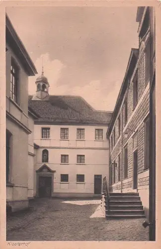 Ak Essen im Ruhrgebiet, katholisches Lyzeum, Oberlyzeum, Klosterhof -804014