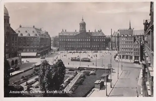Amsterdam, Dam met Koninklijk Paleis -804608