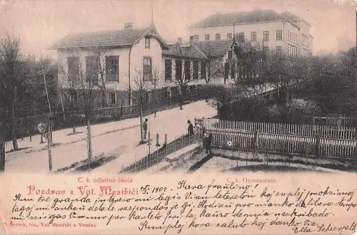 Ansichtskarte Valasské Mezirici, Odborne skola a gymnasium -804874