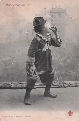 Clown d'Avenir - 3 -805548