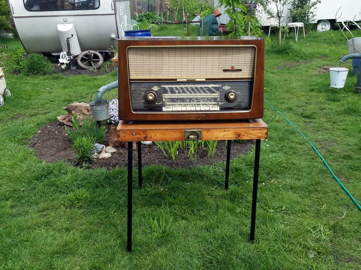 Nordmende Tannhäuser Stereo T.Nr. U330 - Röhrenradio 1