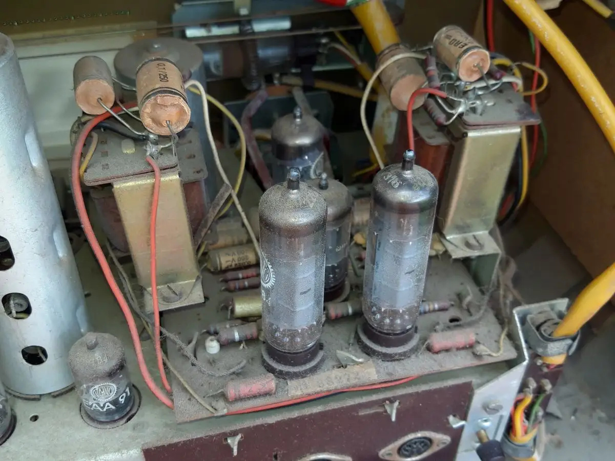 Nordmende Tannhäuser Stereo T.Nr. U330 - Röhrenradio 17