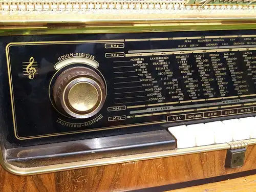 Grundig Type 3012 - Röhrenradio