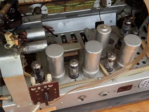 Saba Meersburg Automatic 6-3D - Röhrenradio