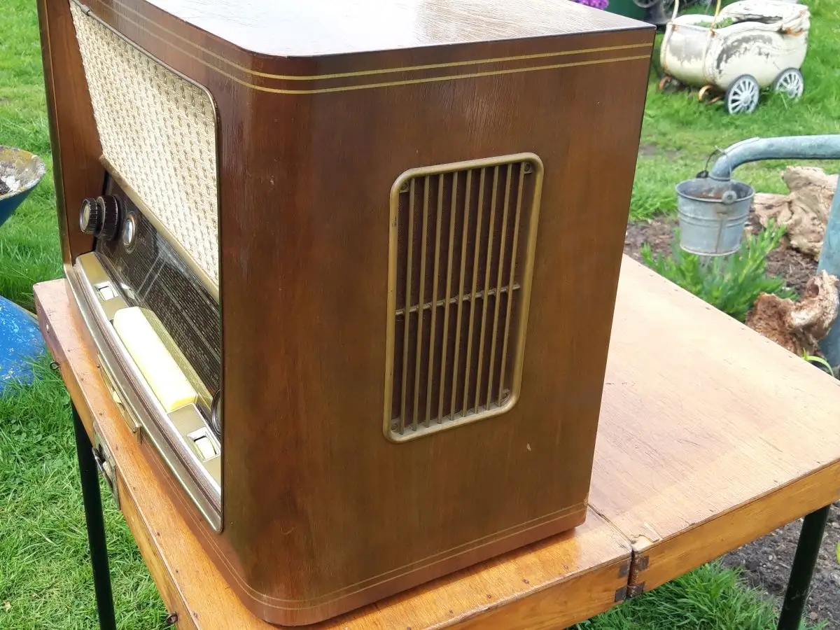 Saba Meersburg Automatic 6-3D - Röhrenradio 3