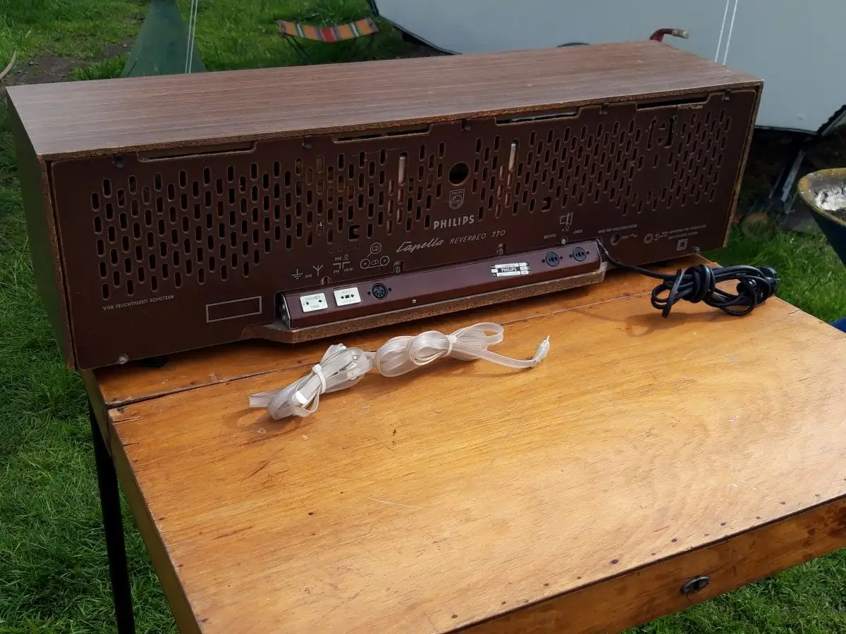 Philips Capella Reverbeo 770 Vollstereo – Eines der letzten Röhrenradios 20