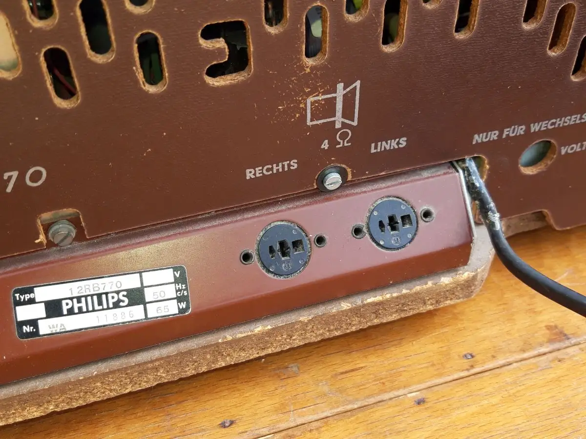 Philips Capella Reverbeo 770 Vollstereo – Eines der letzten Röhrenradios 23