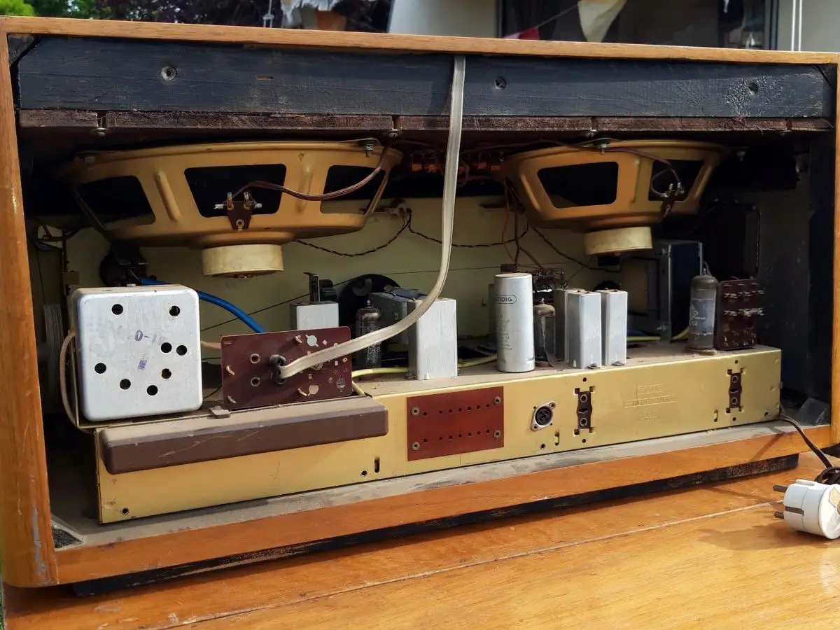  Grundig Type 3090/56 „Fern-Dirigent“ - seltenes, helles Gehäuse - Röhrenradio 13