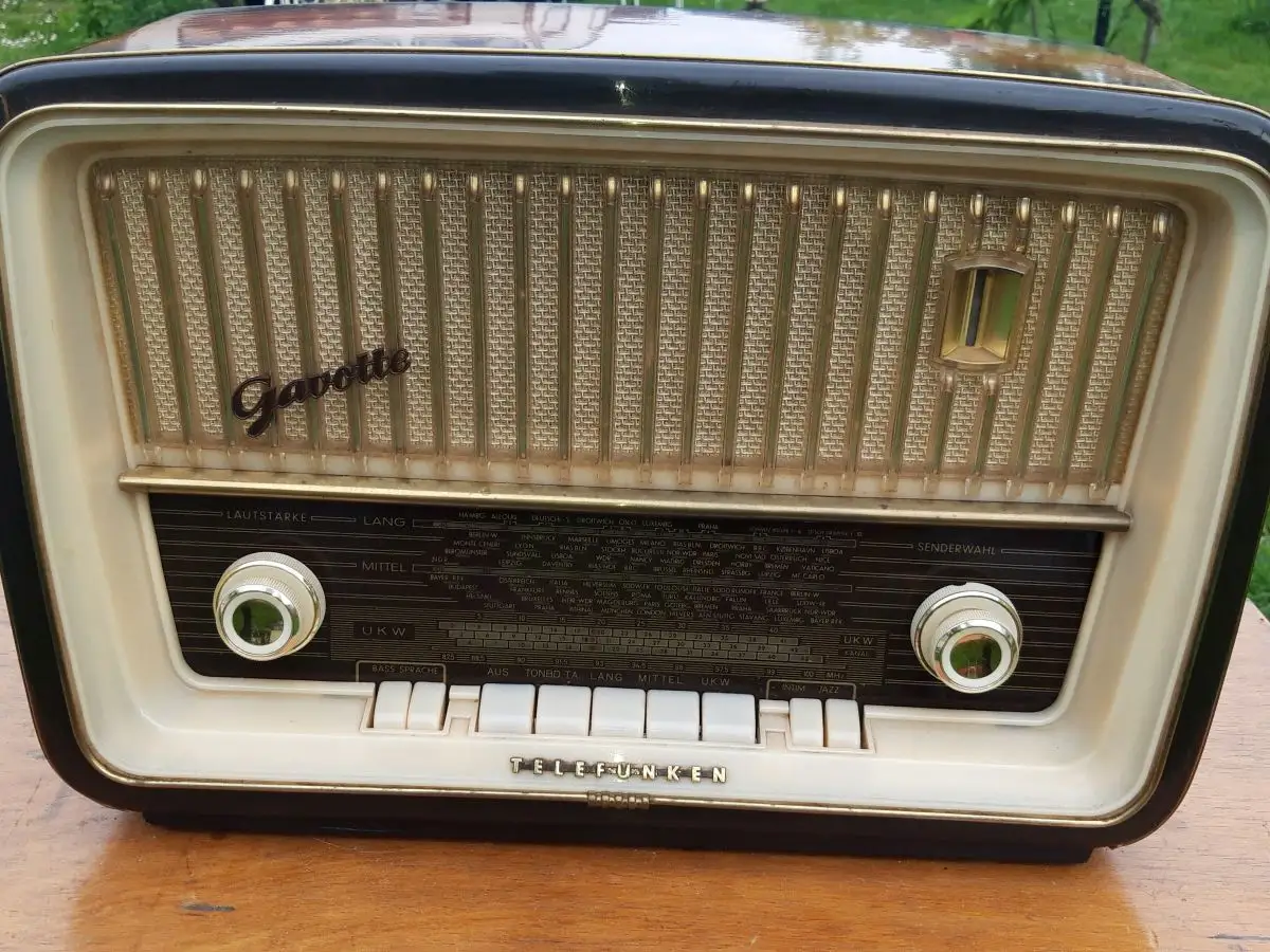 Telefunken Gavotte 1063    - Röhrenradio 7