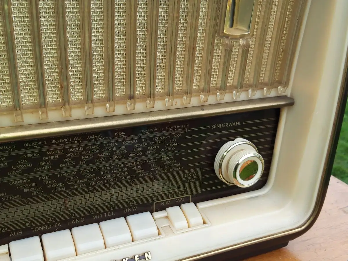 Telefunken Gavotte 1063    - Röhrenradio 9