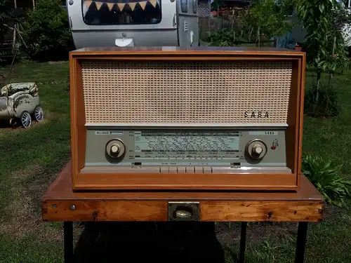 Saba Wildbad 12 - Röhrenradio