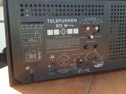 Nr. 21 Telefunken 813 W - Baujahr 1938/39 - Röhrenradio - ungeprüft, da noch original Stecker