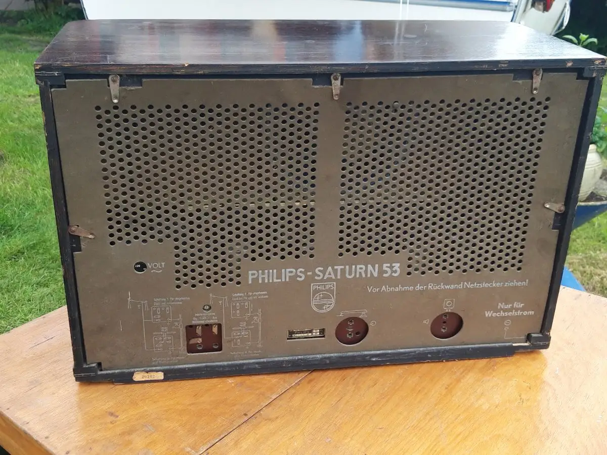 Nr. 32 Philips Saturn 53 Typ BD 624 A – Baujahr 1952/53 - Röhrenradio   20
