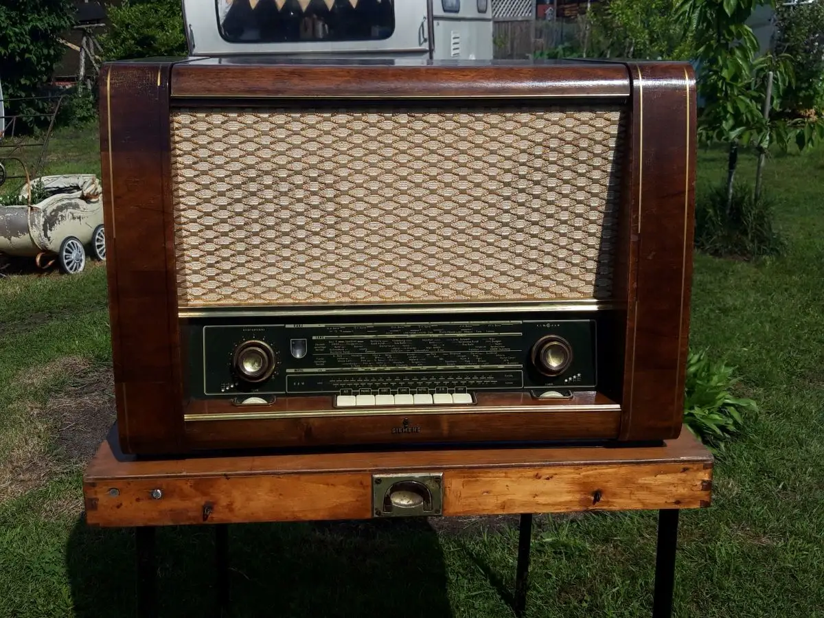 Nr. 33 Siemens Phonosuper K43 mit Plattenspieler und original Schaltplan – Baujahr 1954/55 - Röhrenradio   2
